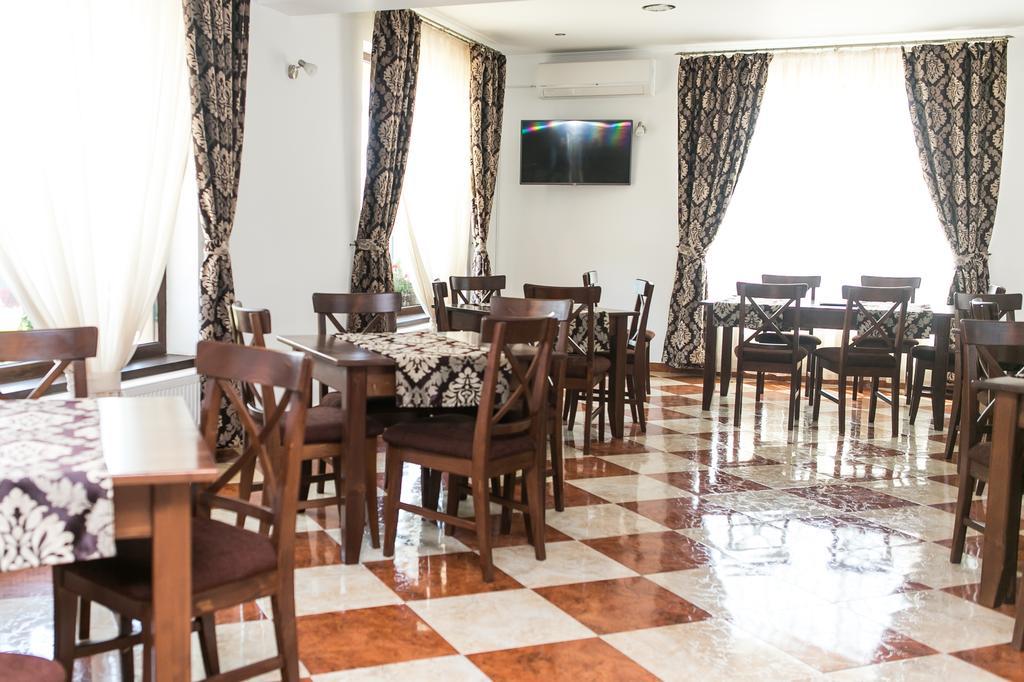 Hanul Cocosul Vitanesti المظهر الخارجي الصورة